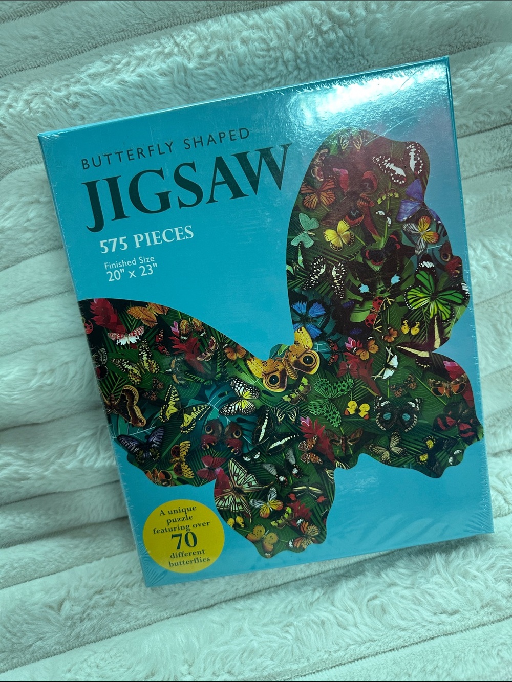 Butterfly Shaped Jigsaw Puzzle - 575 Pieces - Teal Box